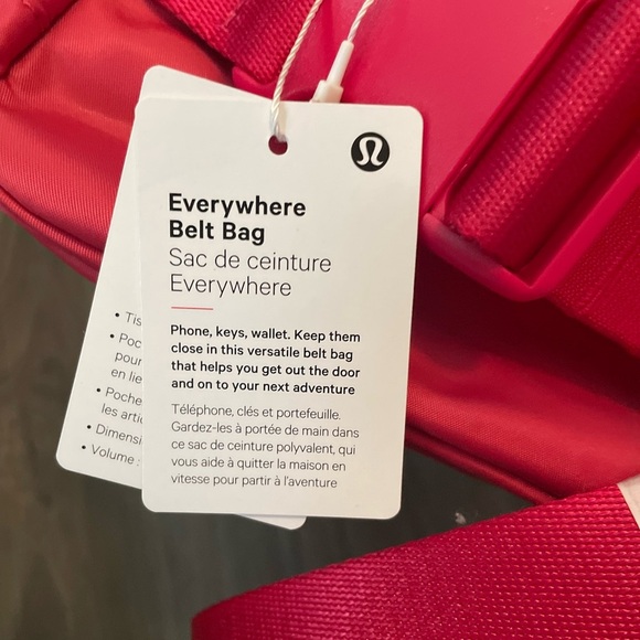 Lululemon Everywhere belt bag cherry mist color 1L - Picture 6 of 8